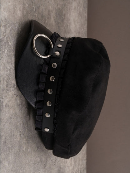 Schwarze Nietendetails Baskenmütze Gothic Trim Hut Rüschen