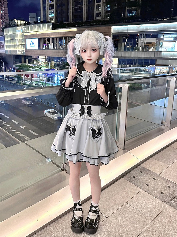 Tie Jirai Kei Schwarze Bluse mit Peter-Pan-Kragen und langen Ärmeln, gratis mit Schleife