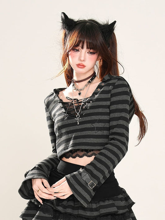 Top with Black Stripes Buckle Straps Sleeves Glamorous Hooded Cropped Detail Lace-up