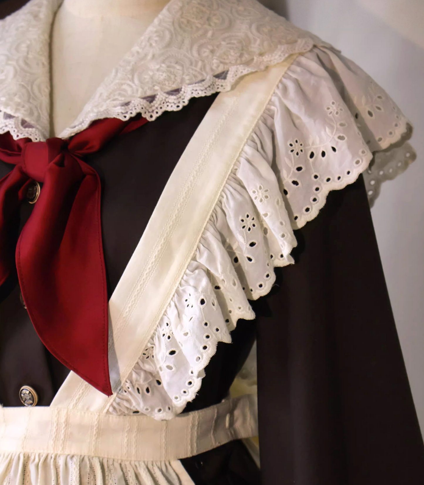Deadline Spitzenkleid für Juni Eleganter Gürtel Eva 1 Kragen Reservierungen: