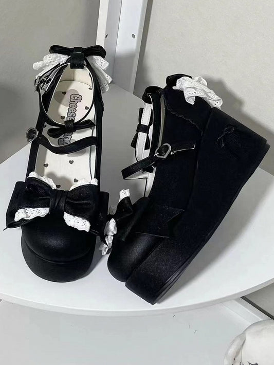 - Platforms Black Bow-Embroidered Heel Sweet Lolita