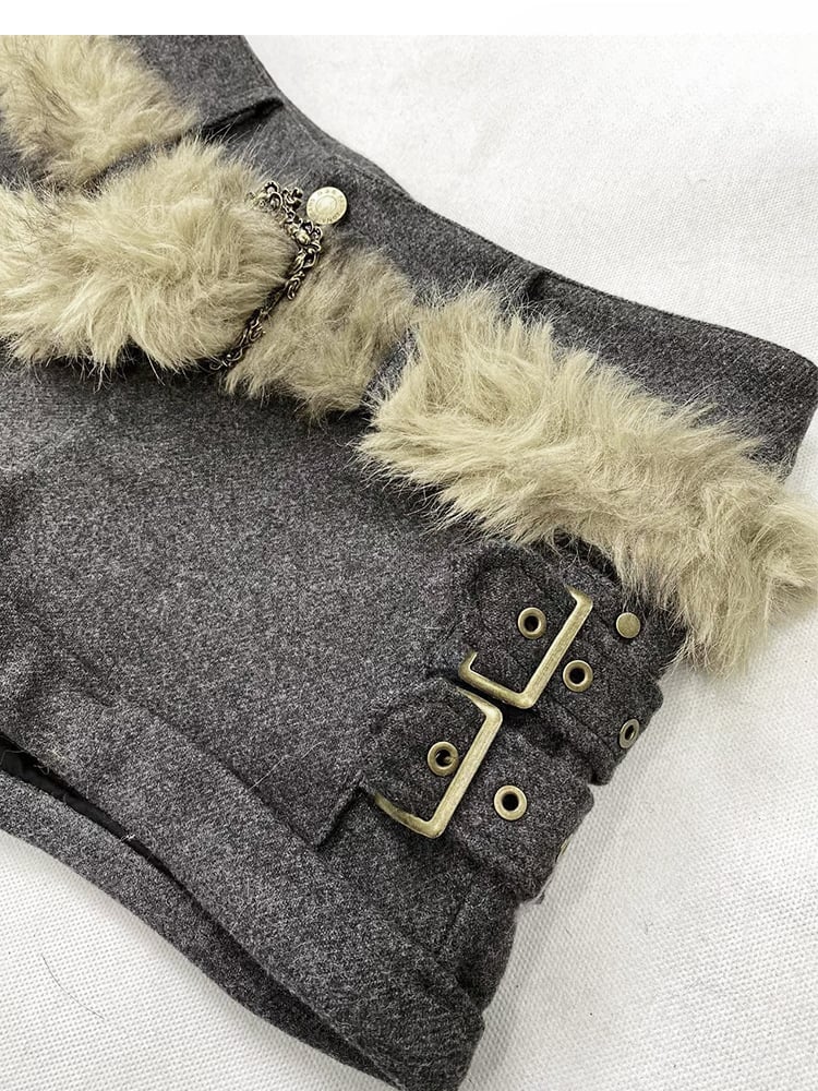 Grey Rolled Cuffs Shorts with Shaggy Waist Belt