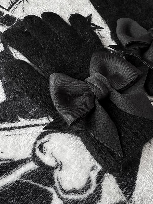 Pads Black Details Gothic Bowknot Finger Cutout at Gloves