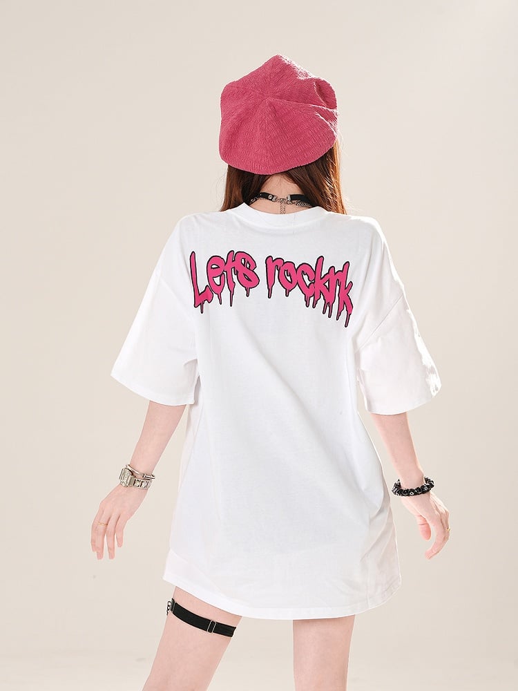 Weiß/Schwarzes lockeres T-Shirt mit Rundhalsausschnitt und Anime-Mädchen-Print
