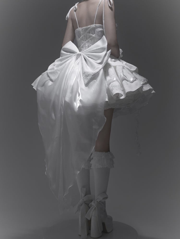 Robe gothique Lolita à col en V et manches papillons, motif ange et roses blanches