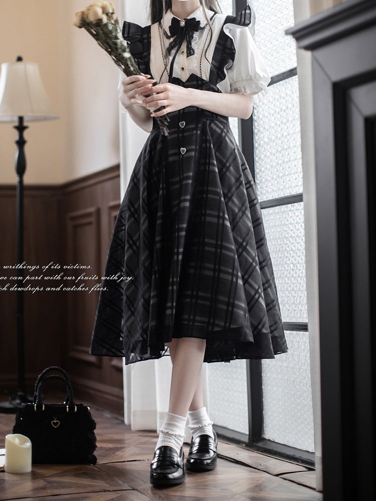 Basque with Jirai Overall Dress in Kei Black Plaid Long Waist Inverted Flutter Sleeves Version