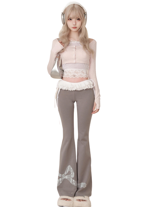 Haut caraco slim en dentelle et pantalon décontracté à ruban