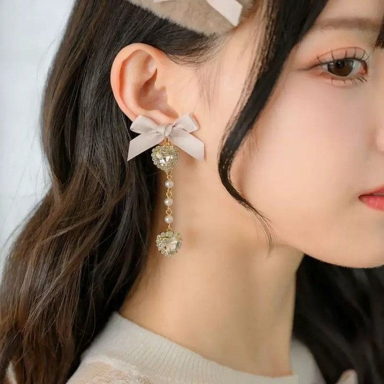 Dusty Pink Sweetheart Rhinestones Charm Bowknot Ear Clips