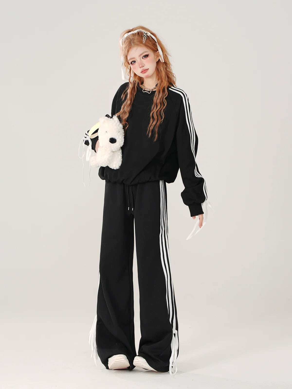 Casual Design Sweatshirt Side