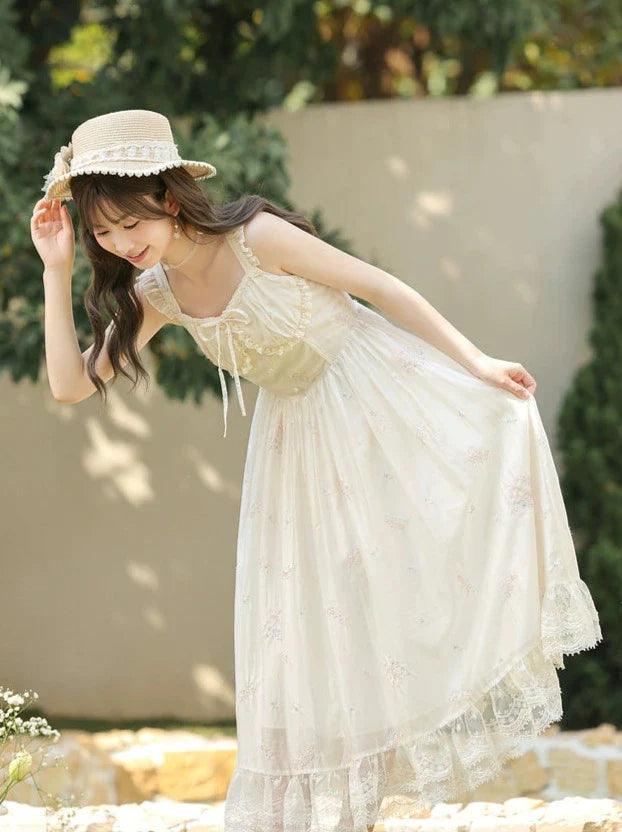 Robe en dentelle florale à volants sur les épaules, veste imprimée romantique
