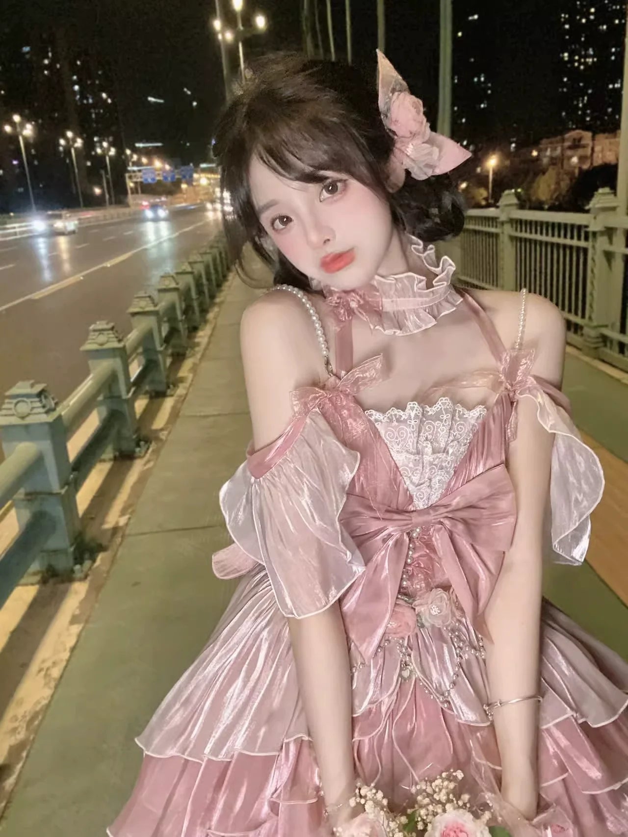 Robe de princesse rose élégante et moelleuse, ensemble de fées fleuries