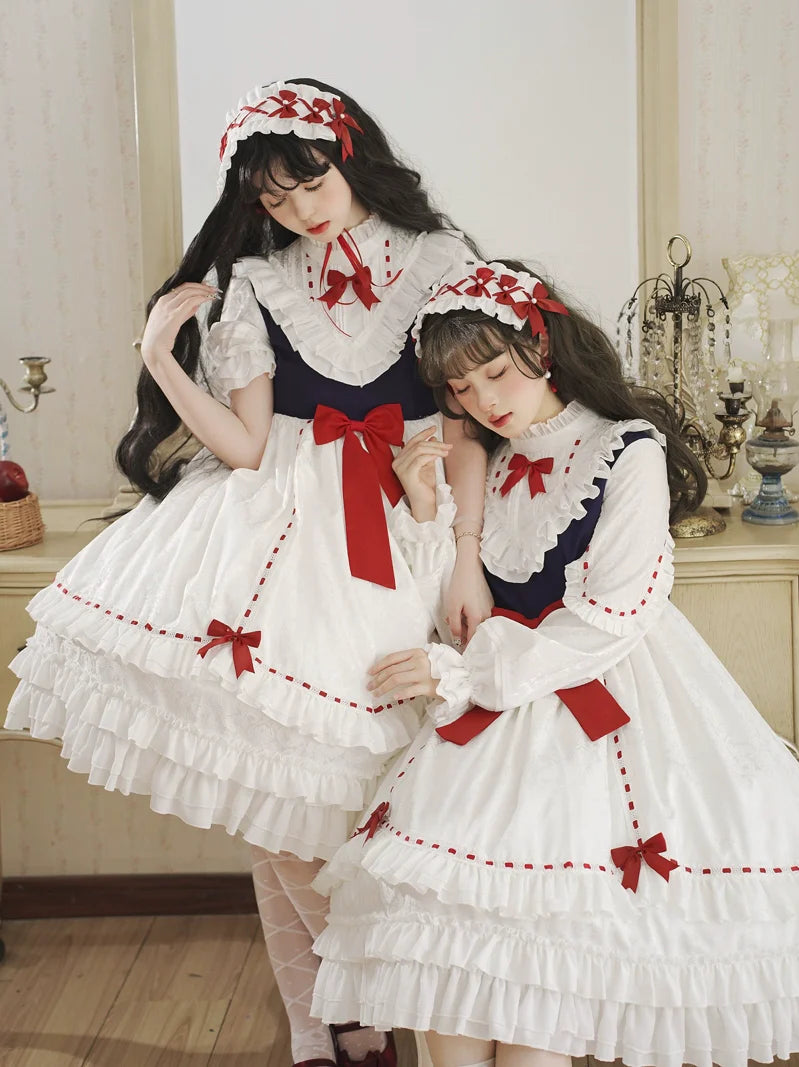 Robe Lolita pour poupée, ravissante