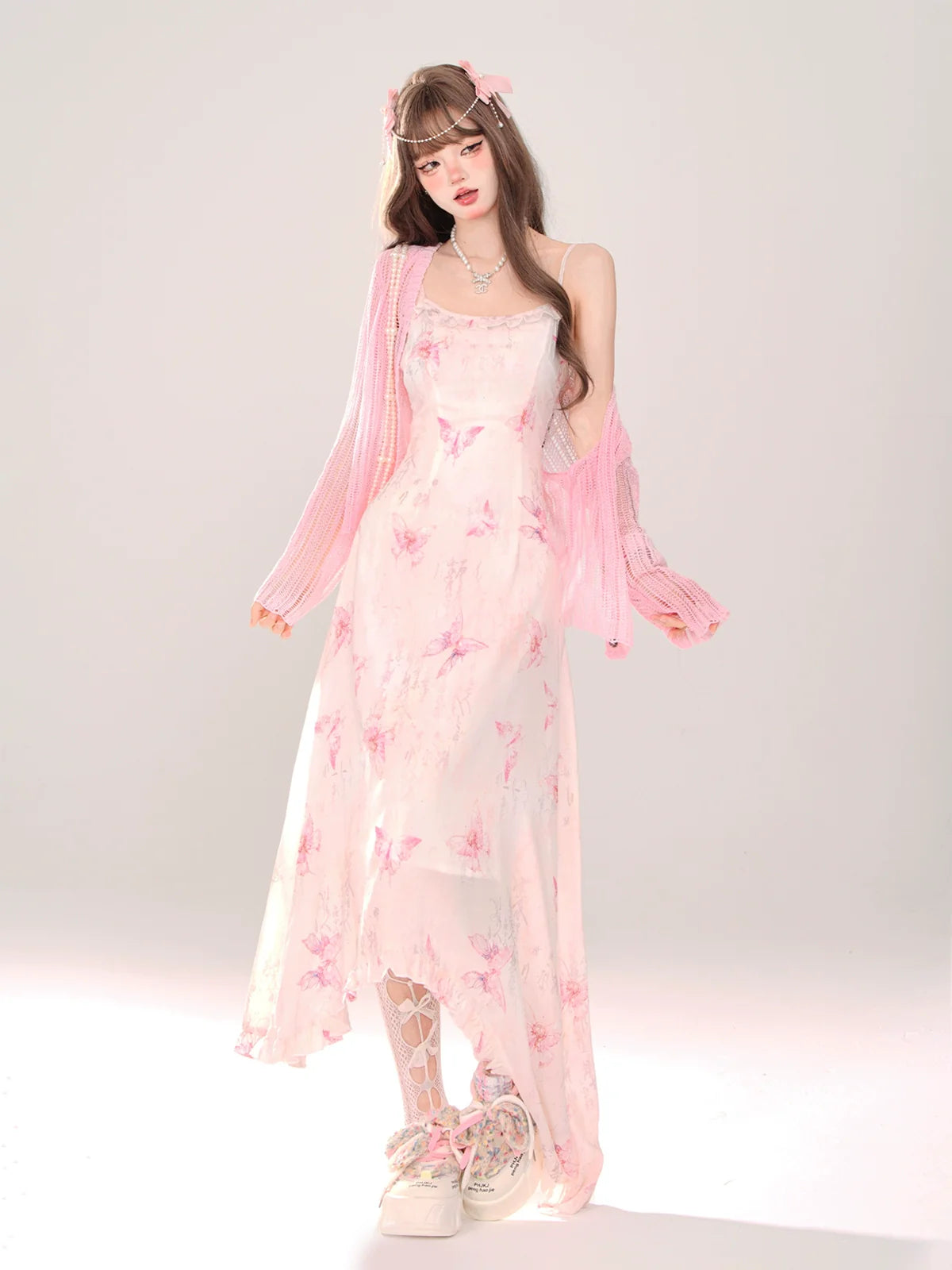 Dress Fan Suspended + Pink Knit Dream Butterfly Sheer Cardigan