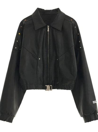 Veste en cuir mode endommagée + jupe moyenne + manteau en cuir avec ceinture