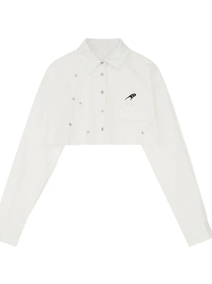 La chemise blanche déconstruite