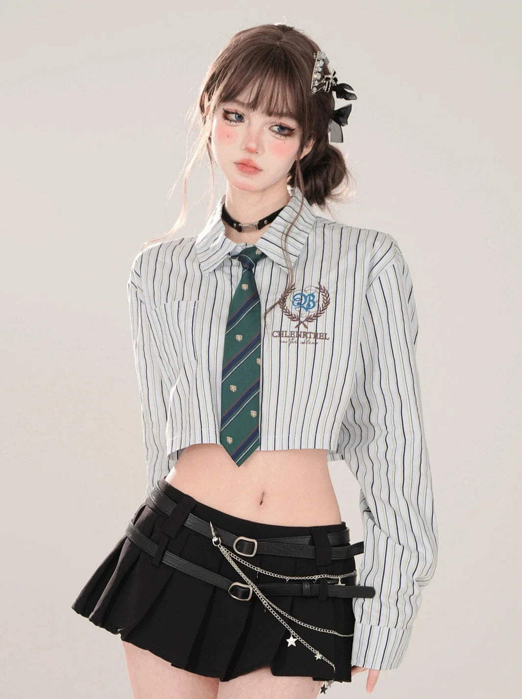 Ensemble cravate style polo court + chemise haute à rayures pour l'école