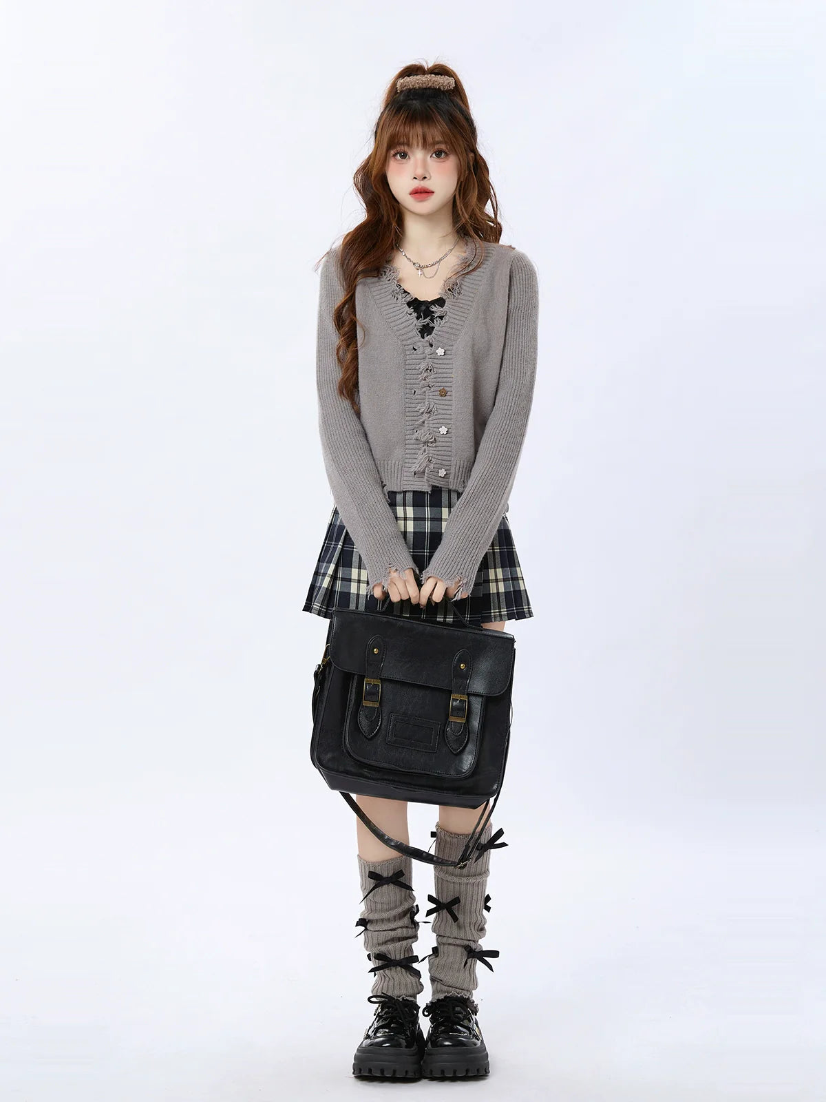 Fringe V-neck Damaged Cardigan
