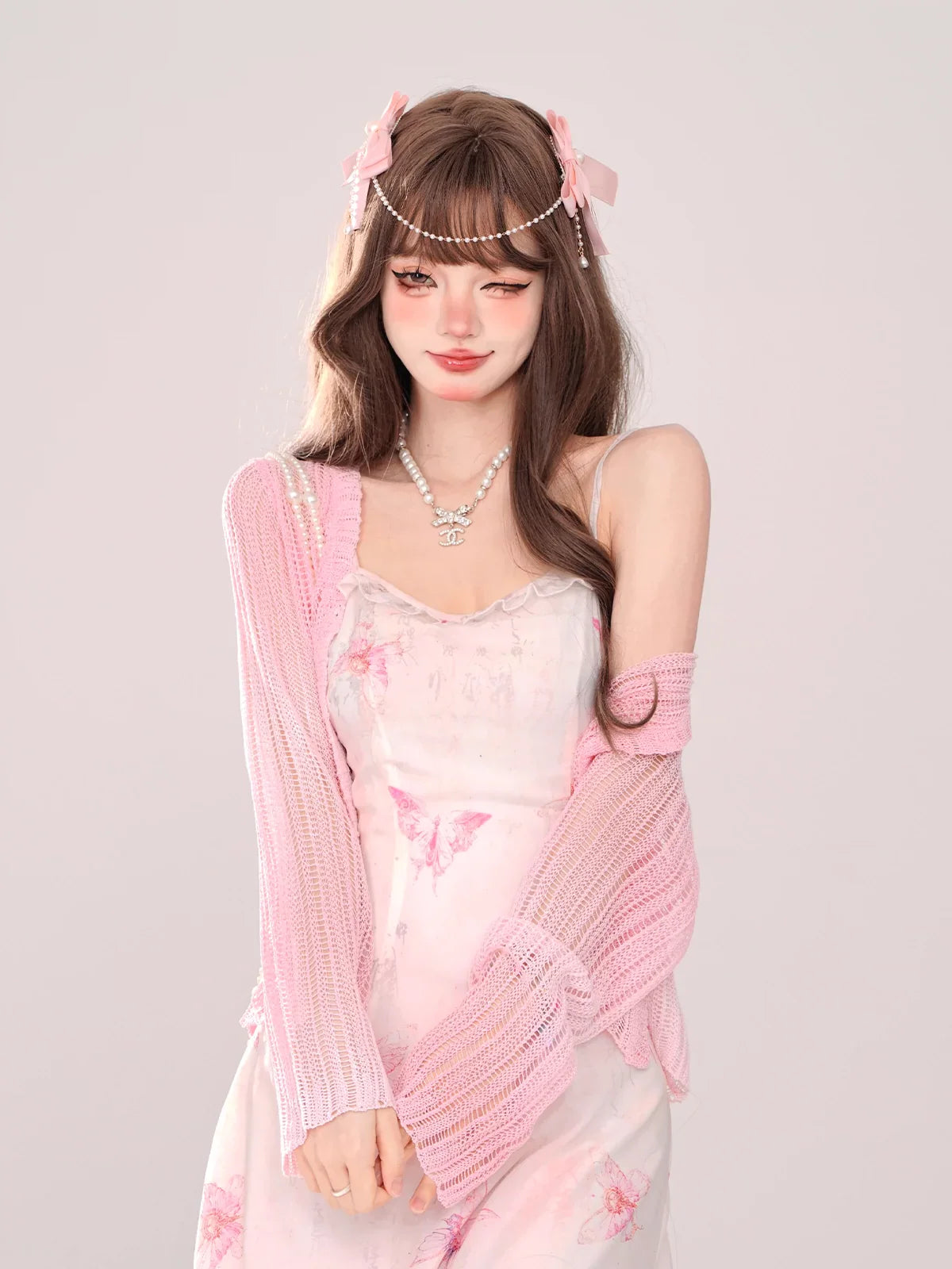 Dress Fan Suspended + Pink Knit Dream Butterfly Sheer Cardigan