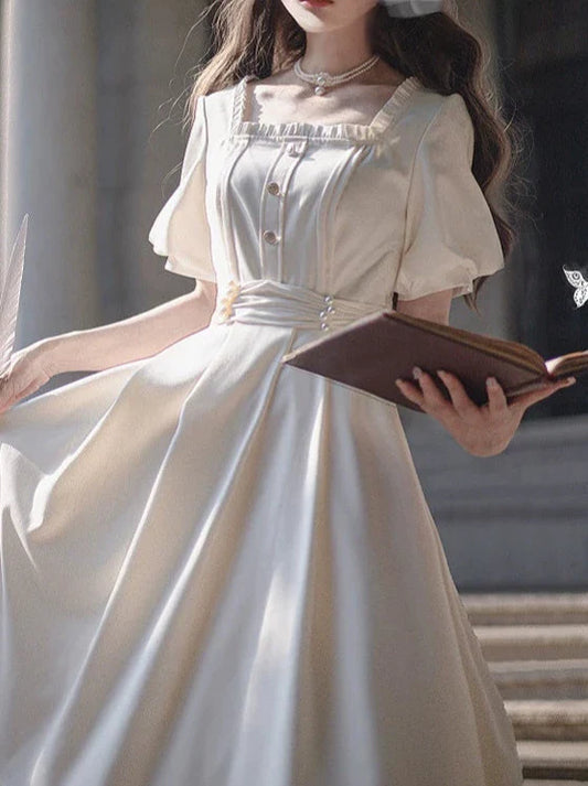 Apricot Satin Perlenkragen + Retro Gürtel Kleid French Square