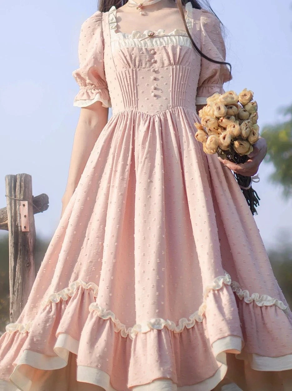 Apron + Frilled Dress Sweet + Bandana Retro