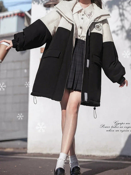 Veste blanche style pingouin à capuche style collège