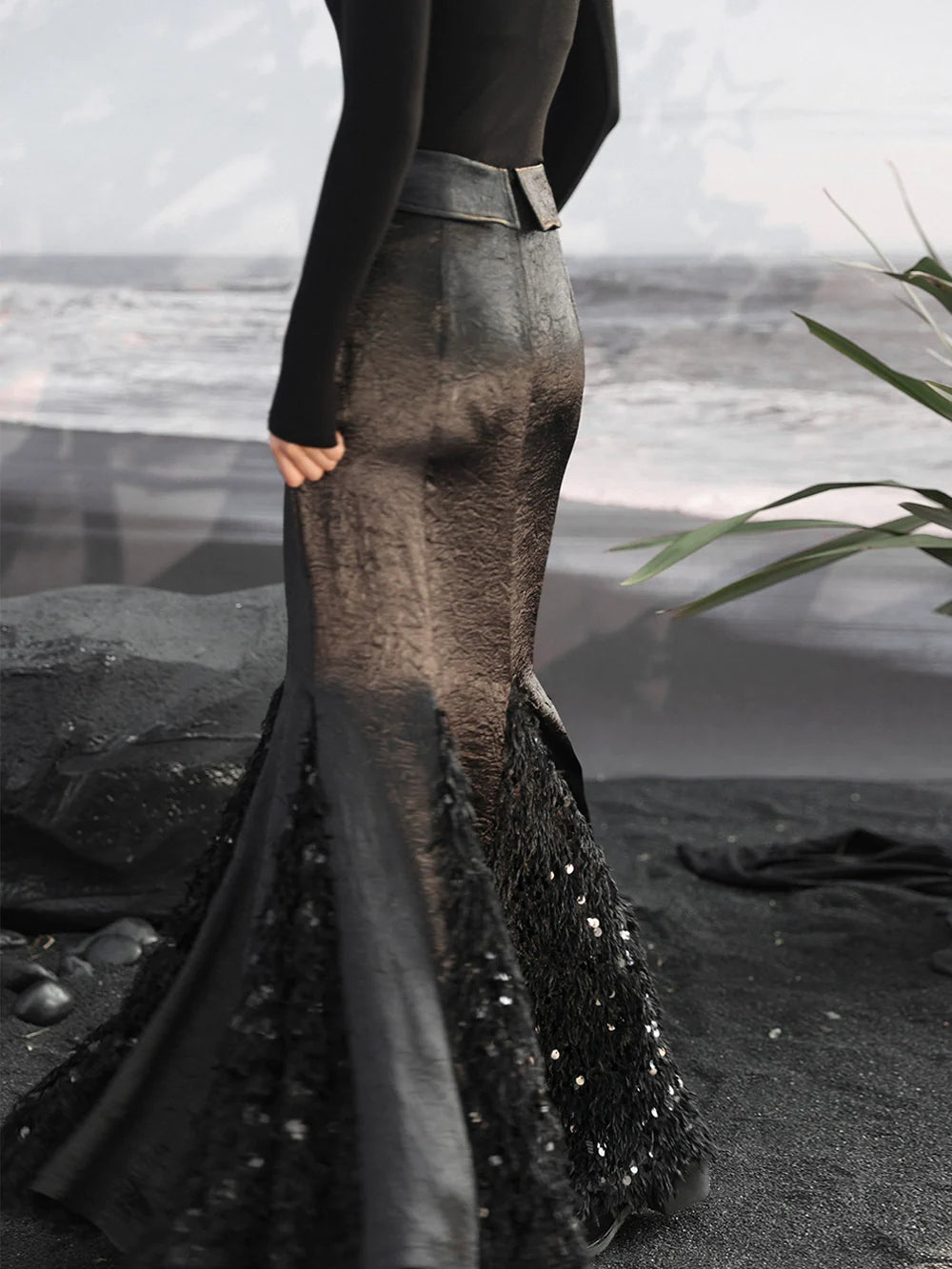 Design Skirt Mermaid China Satin Splyce Feather Sequined Dark
