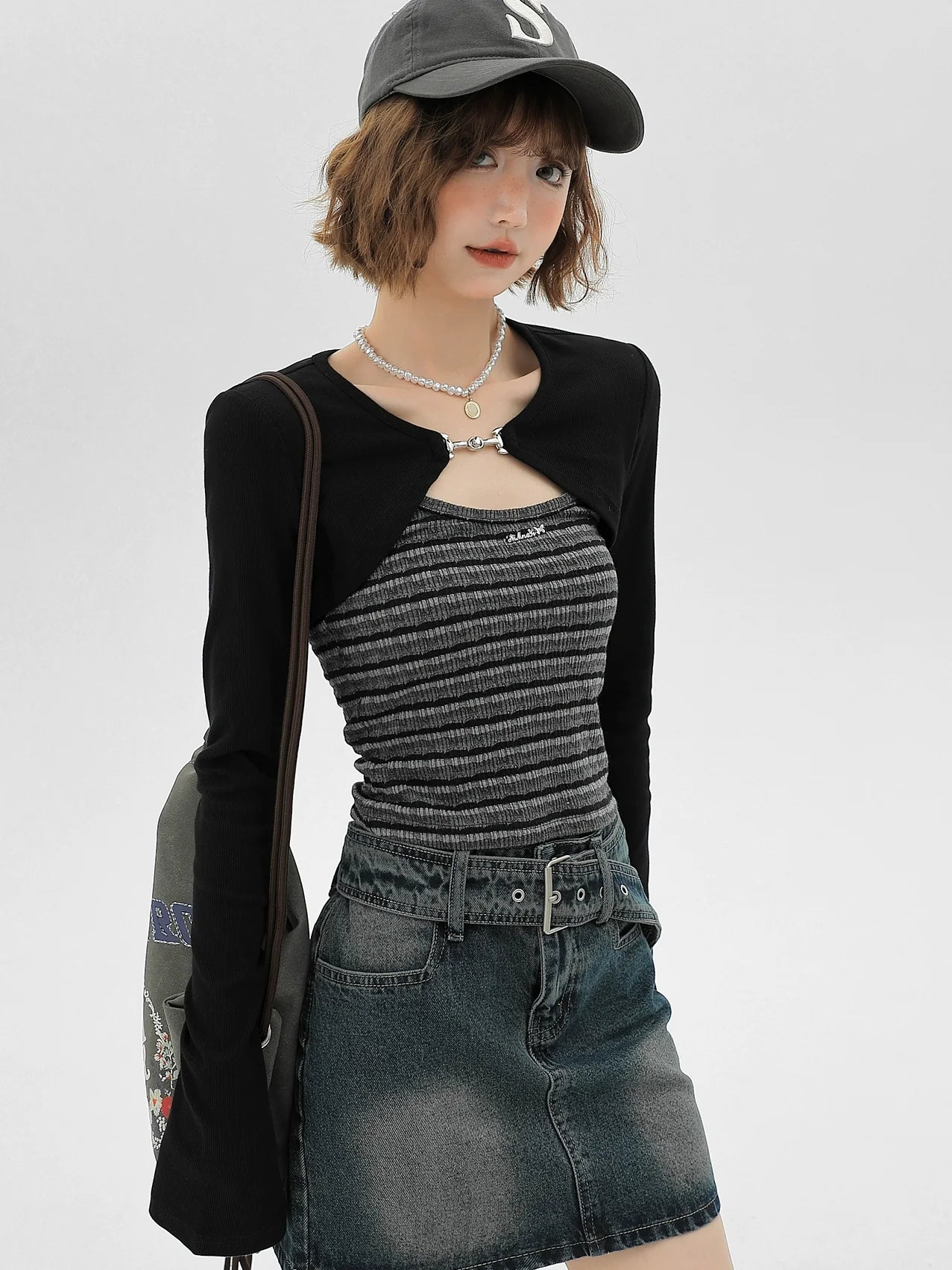 Cami American Cardigan Striped Short Piece Set Top Black Two