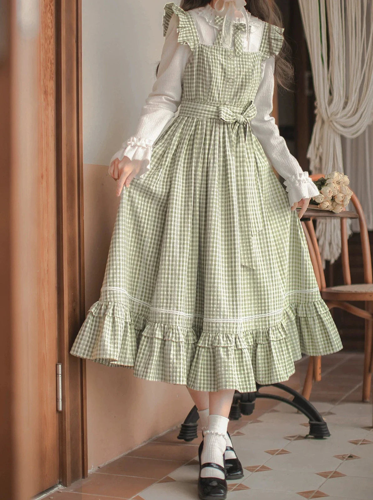 Ensemble robe verte + chemise à carreaux sur les épaules + col à volants, volants forestiers, ruban français