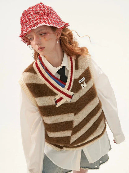 Gilet en polaire tricotée, col en V, rayé, asymétrique, fourrure