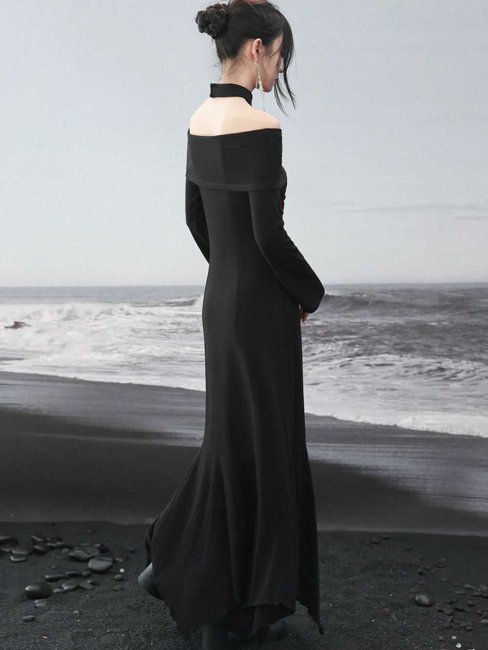 Off-the-shoulder Slim Slim Dark Draped Dress
