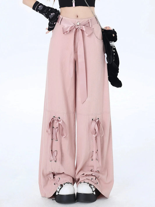 Pantalon en satin à lacets et rubans amples