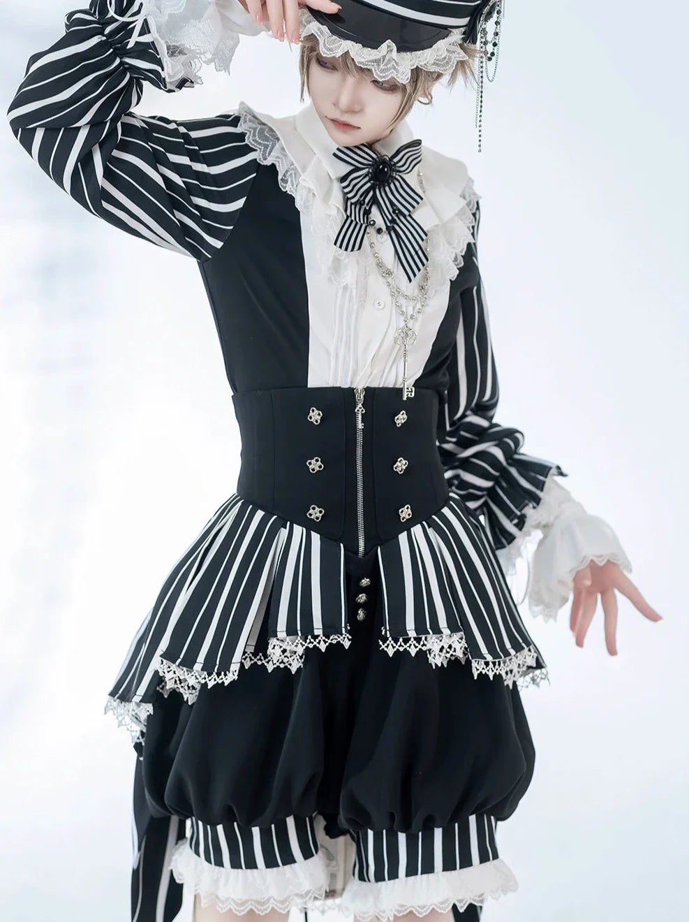 Lolita Retro Shirt + Wonderful Prince Trick Elegant Shorts