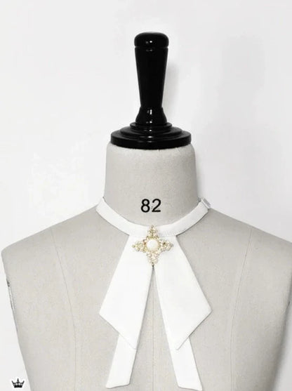Élégant ensemble prince-cravate, nœud papillon et chemise demi-pantalon