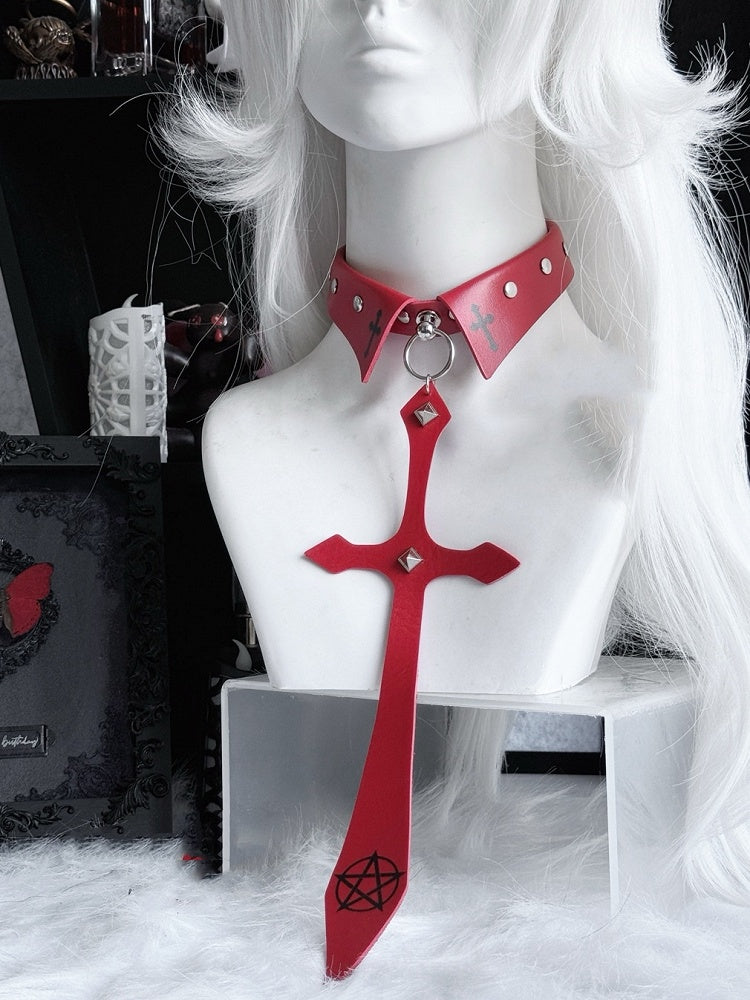 Kreuz Charm Nieten Krawatte Punk Schwarz/Rot Pentagramm