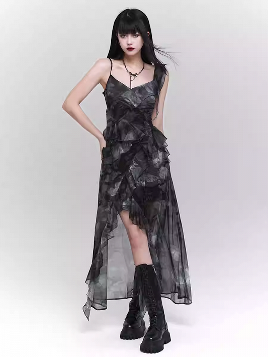 Robe nuisette asymétrique à volants et imprimé papillon violet/gris foncé
