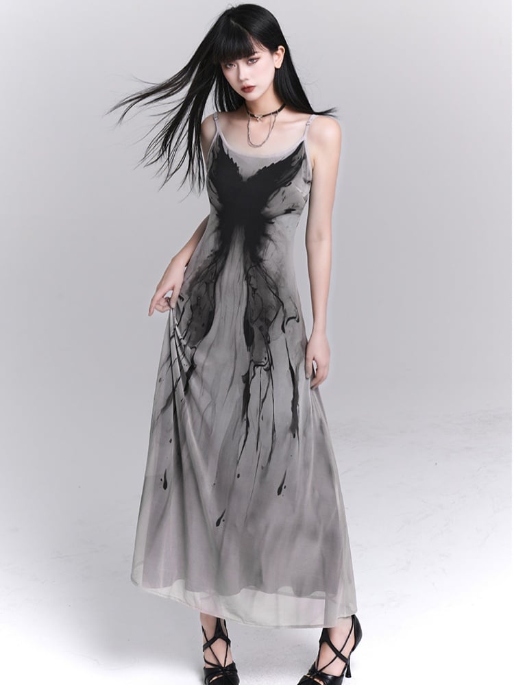 Robe moulante gothique grise à motif papillon