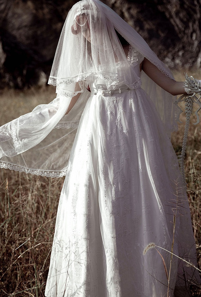 Robe taille empire blanche Shiro Cathedral Gothic Lolita JSK