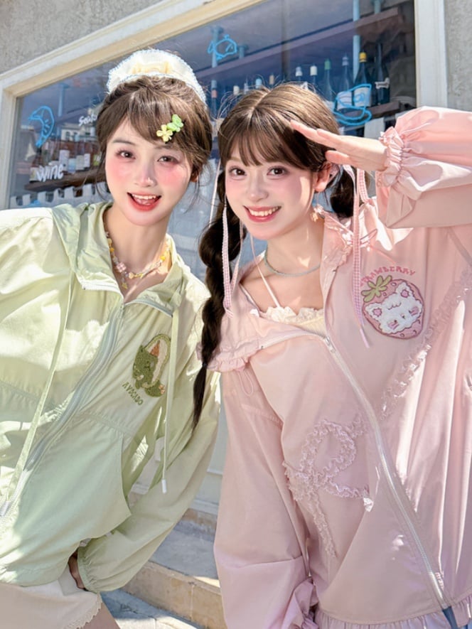 Jacke Sonnenschutz mit Kapuze Yume Kawaii Hellgrün Avocado Applikation
