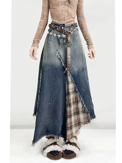 Jupe patchwork en denim et à carreaux avec ourlet asymétrique