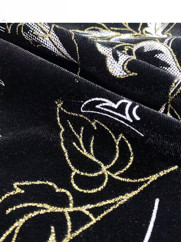 Robe Qipao en velours noir avec broderie florale et détails découpés, bouton et nœud