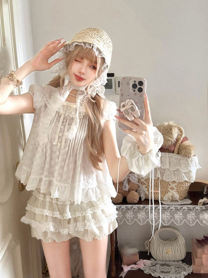 Bluse mit besticktem Besatz, weiße Dollcore-Blumenschleife mit Rüschen