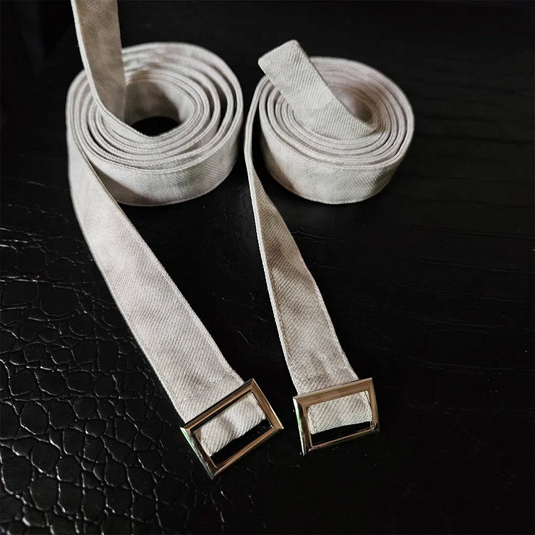 ブラック / ストラップ グレーバックル