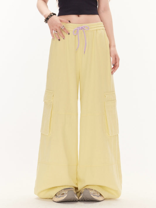 Gelbe Cargohose mit weitem Bein und Kordelzug in der Taille