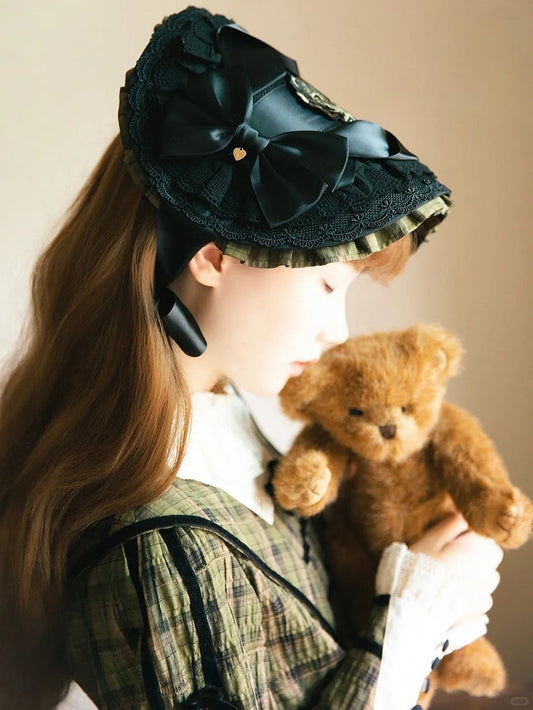 Accents with Lolita Bow Green/Red Embroidered Bonnet Black Rose