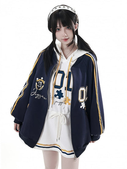 Dress with Yellow Drawstring Hem Hood，Blue Waist Striped Hoodie and Blokette Sleeveless White