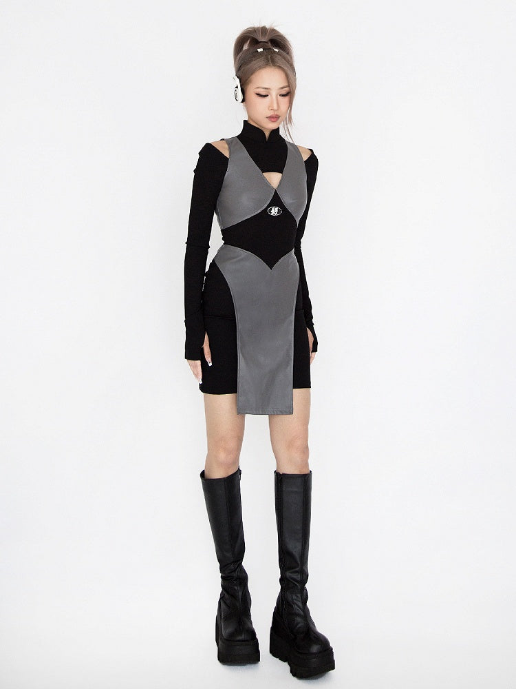 Robe glamour ninja futuriste noire et grise à col à bandes et détails découpés