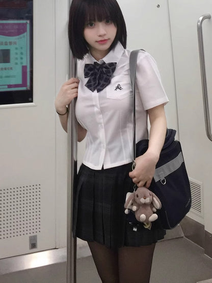 Preppy White Shirt Style Buchstabenstickerei Uniform JK