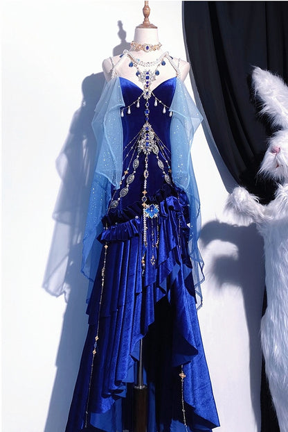 Robe de soirée sirène dos nu en velours bleu marine