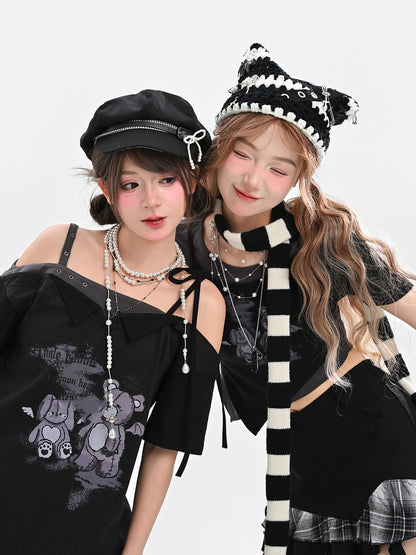 Black Off-the-shoulder Neckline Teddy Bear Print T-Shirt