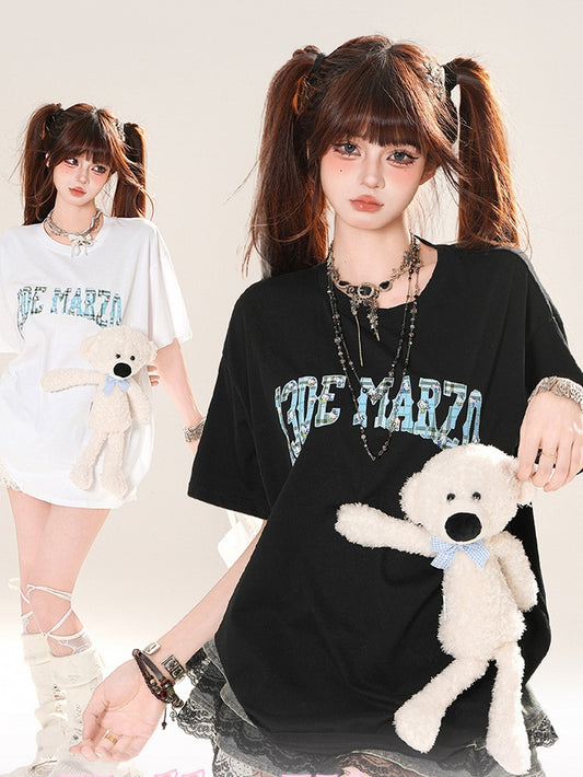 Black/White Round Neck Letter Print T-Shirt with Adorable Bear Plushie